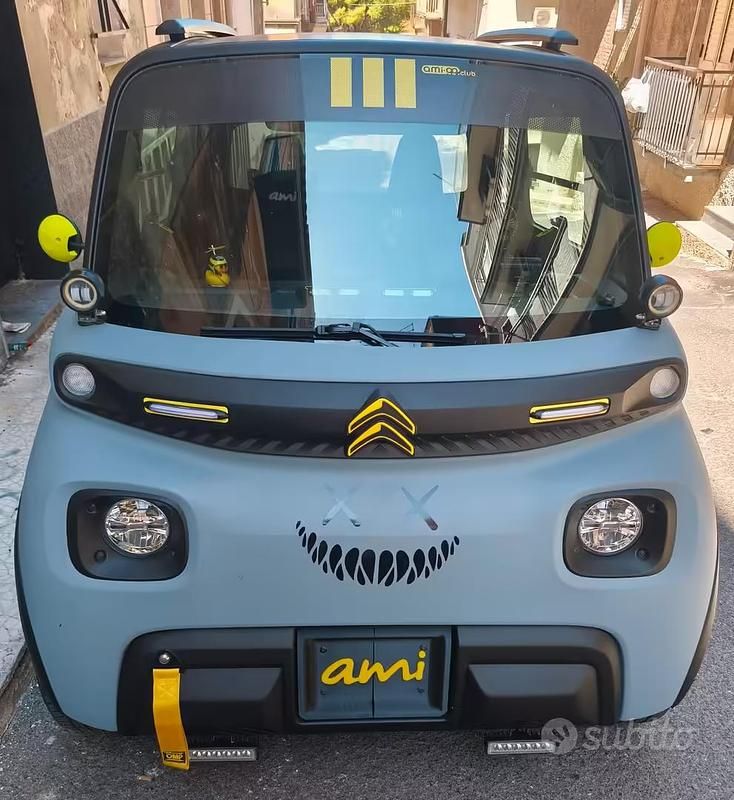 Usata Citroën AMI 2023 Blu Utilitaria