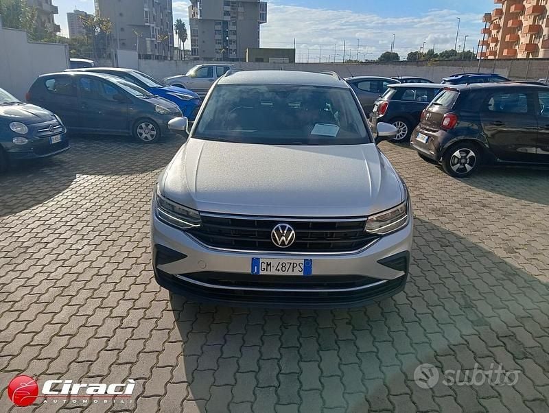 Usata VW Tiguan Life 150 CV (110 kW) 2023 Grigio SUV
