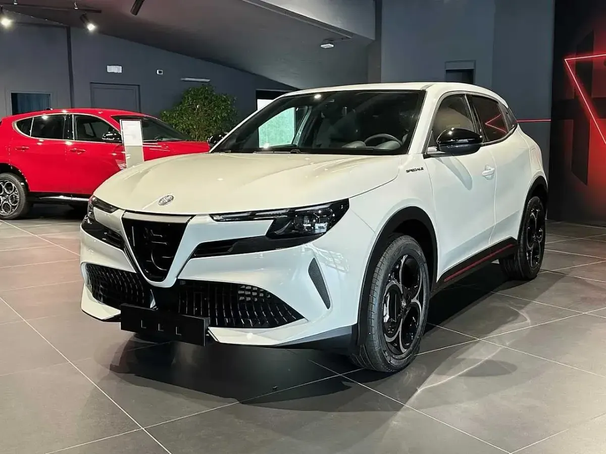 Usata Alfa Romeo GT Junior Edizione Speciale 136 CV (100 kW) 2025 SUV