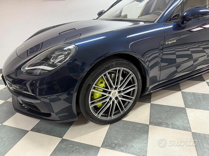 Usata Porsche Panamera 330 CV (242 kW) 2018 Berlina