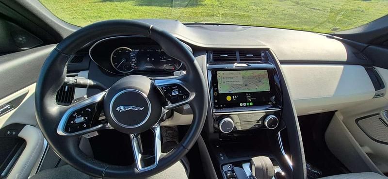 Usata Jaguar E-Pace SE 163 CV (119 kW) 2022 Blu/azzurro SUV