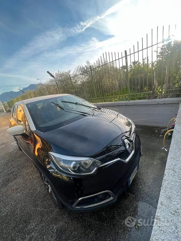Usata Renault Captur 90 CV (66 kW) 2017 SUV