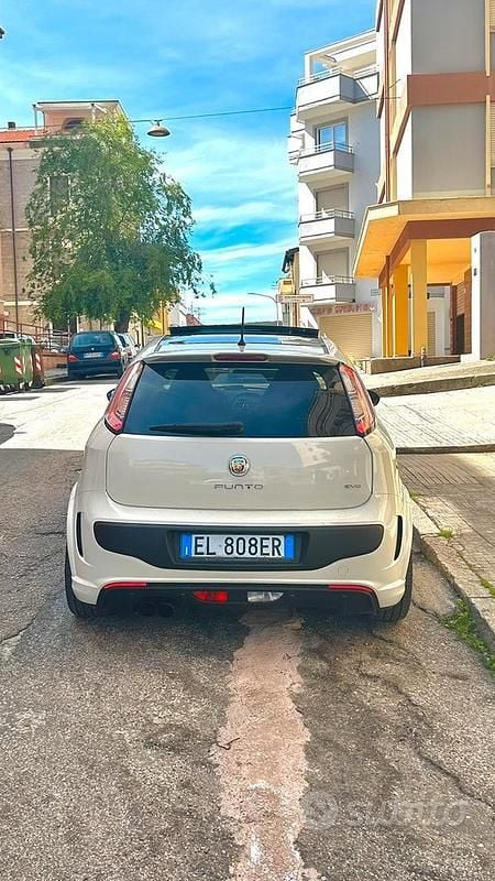 Usata Abarth Punto Evo 165 CV (121 kW) 2012 Bianco Utilitaria