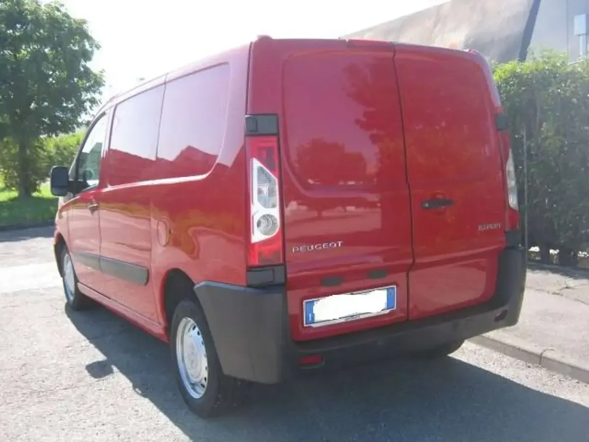Usata Peugeot Expert 128 CV (94 kW) 2016 Rosso Furgone