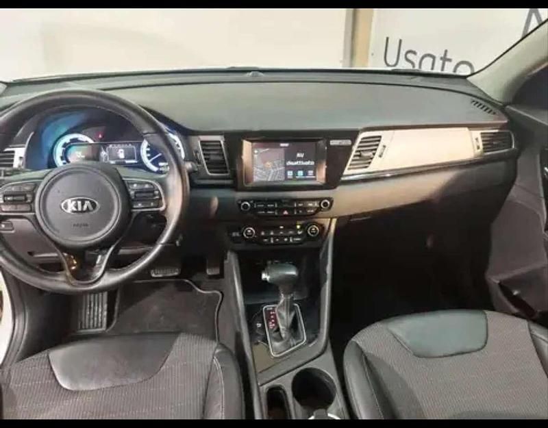 Usata Kia Niro 105 CV (77 kW) 2019 Bianco SUV