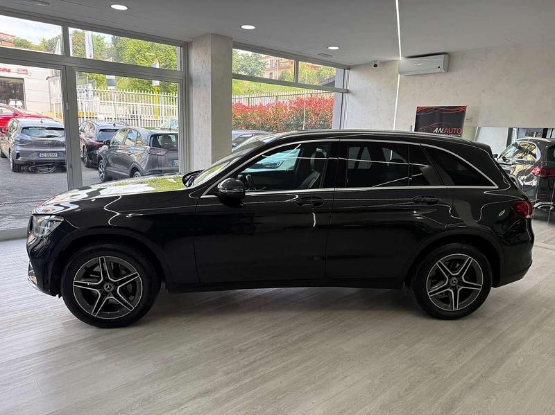 Usata Mercedes GLC200 Premium 163 CV (119 kW) 2020 Grigio daytona SUV
