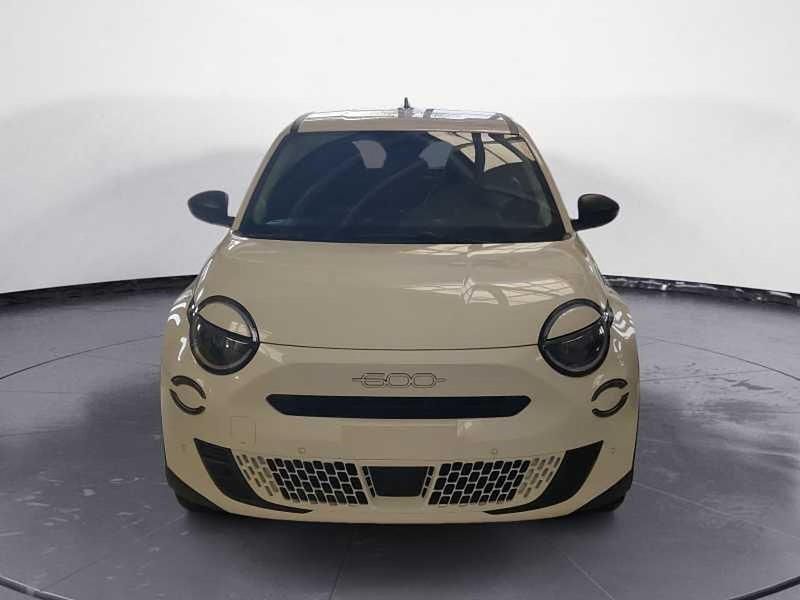 Nuova Fiat 600 110 CV (80 kW) 2025 Antidote white SUV