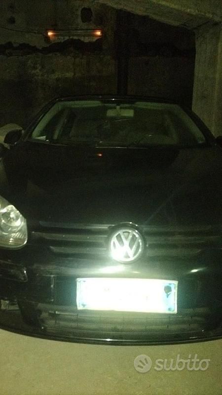 Usata VW Golf IV 75 CV (55 kW) 2005 Nero Station wagon