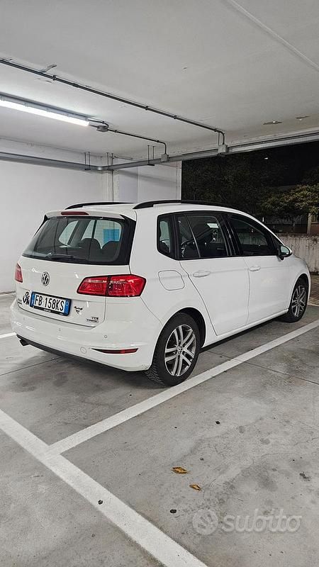 Usata VW Golf VII 110 CV (80 kW) 2015 Bianco Station wagon