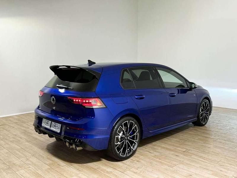 Nuova VW Golf VIII R 333 CV (244 kW) 2025 Blu Berlina