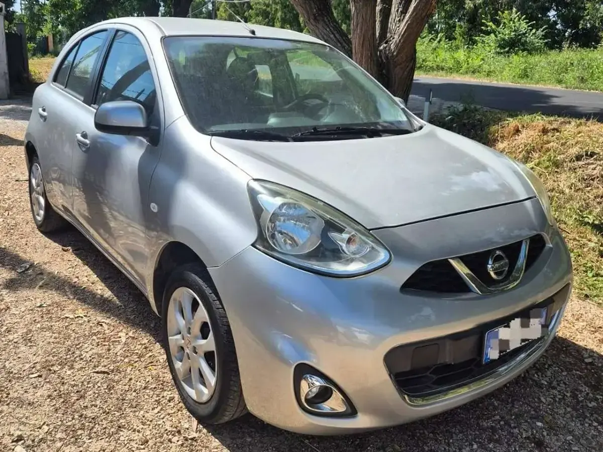 Usata Nissan Micra N-TEC 80 CV (58 kW) 2016 Argento Utilitaria