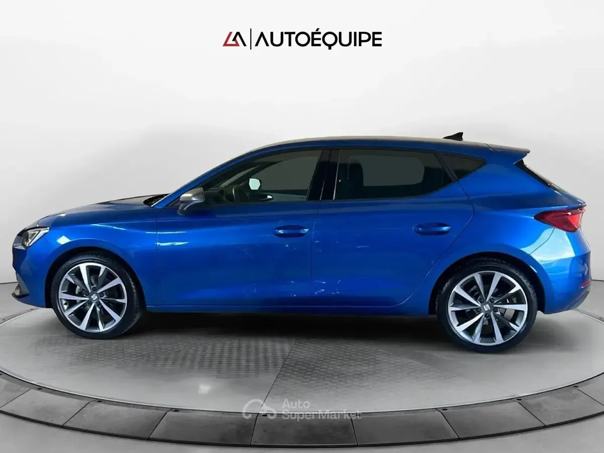 Nuova Seat Leon 116 CV (85 kW) 2026 Blu Berlina