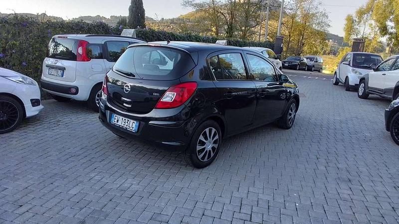 Usata Opel Corsa 75 CV (55 kW) 2014 Nero Utilitaria