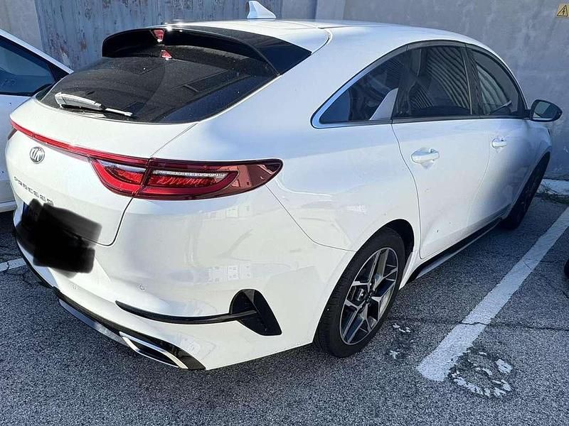 Usata Kia ProCeed GT-Line 136 CV (100 kW) 2021 Bianco Station wagon