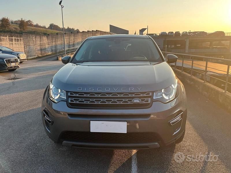 Usata Land Rover Discovery Sport 180 CV (132 kW) 2016 Grigio SUV