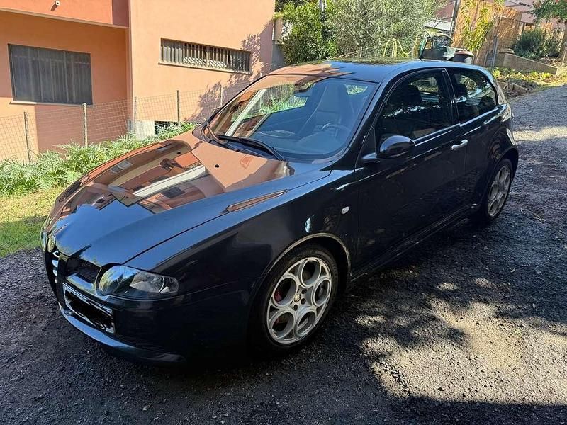 Usata 2025 Alfa Romeo 147 GTA Due volumi | 32.000 € (Buon prezzo) - Immagine 1/4