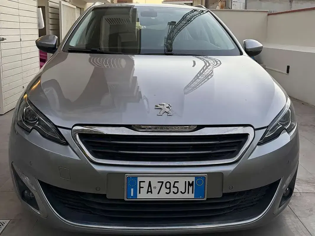 Usata Peugeot 308 SW Allure 120 CV (88 kW) 2015 Grigio Station wagon