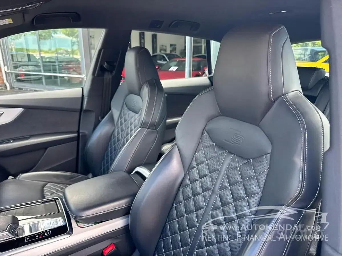 Usata Audi Q8 Sport 340 CV (250 kW) 2024 Nero SUV