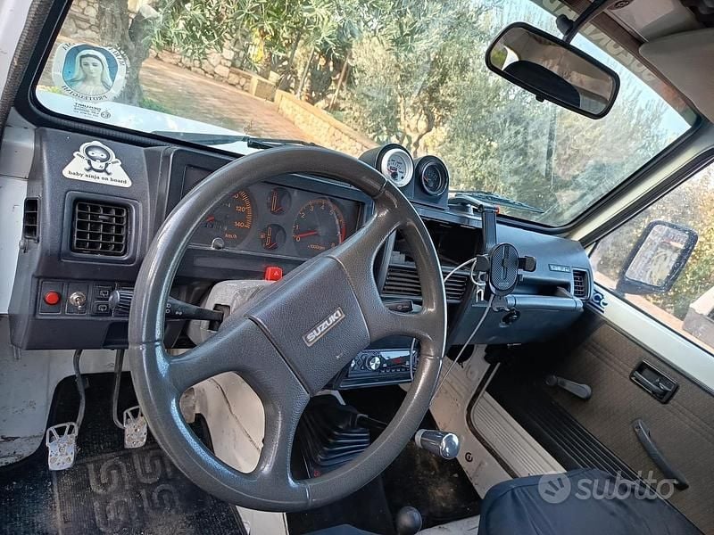 Begagnad Suzuki Samurai 100 HK (73 kW) 1997 SUV