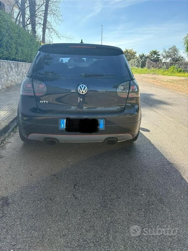 Usata VW Golf IV GTI 200 CV (147 kW) 2005 Berlina