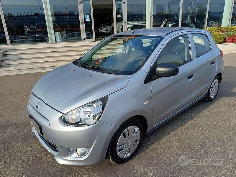 Usata Mitsubishi Space Star Invite 71 CV (52 kW) 2014 Grigio Monovolume