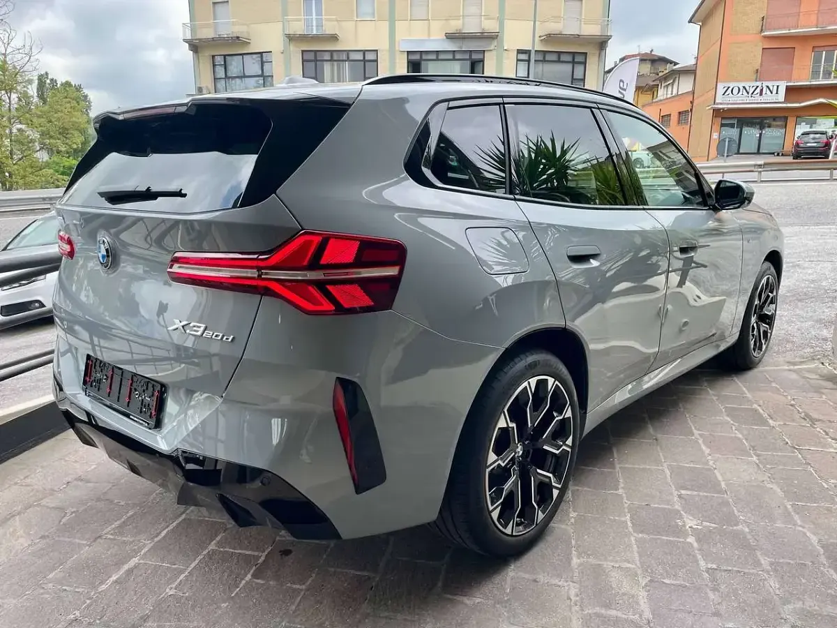 Usata BMW X3 M Sport 197 CV (144 kW) 2025 Sophisto grey SUV