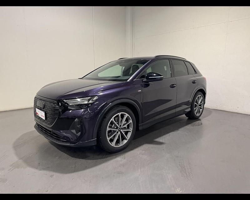 Nuova Audi Q4 e-tron S-Line 210 kW (286 CV) 2025 Viola aurora metallizzato SUV
