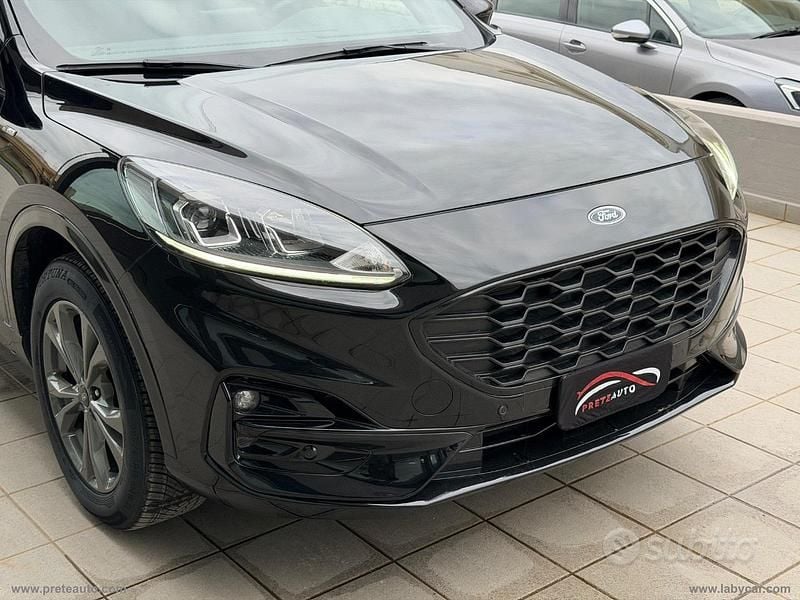 Usata Ford Kuga ST-Line 190 CV (139 kW) 2020 Nero SUV