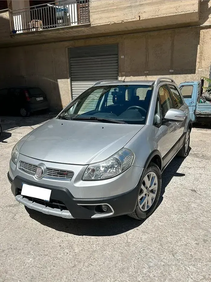 Usata Fiat Sedici Emotion 135 CV (99 kW) 2013 SUV