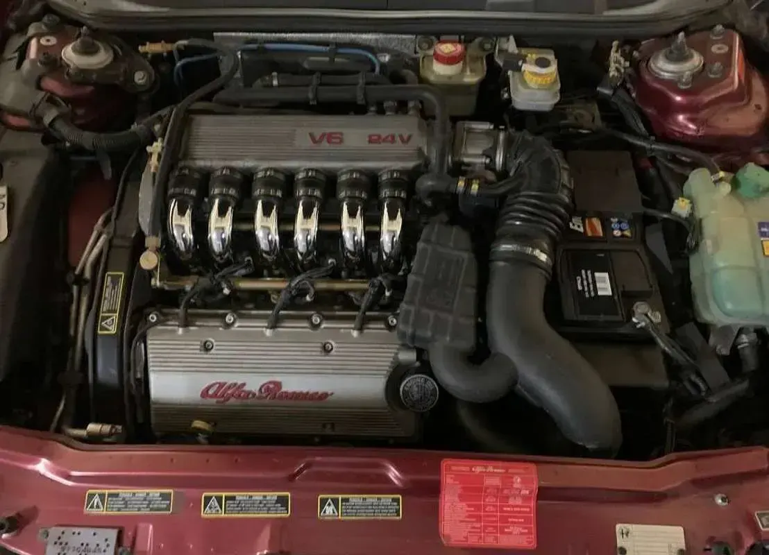 Usata Alfa Romeo 156 190 CV (139 kW) 2000 Rosso Berlina