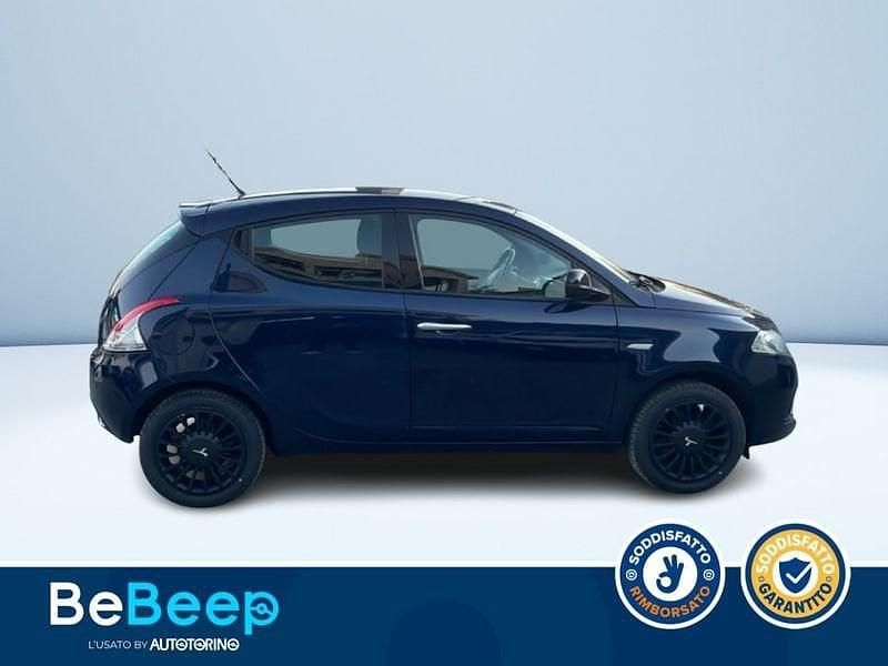 Usata Lancia Ypsilon Gold 69 CV (50 kW) 2019 Blu metallizzato Utilitaria