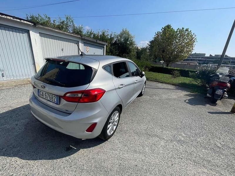 Usata Ford Fiesta Active 125 CV (91 kW) 2020 Grigio Berlina