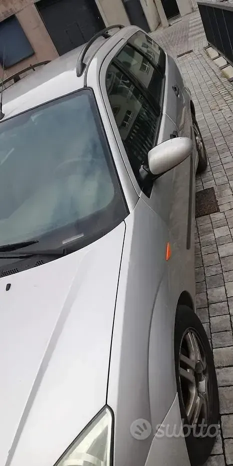 Usata Ford Focus 116 CV (85 kW) 2003 Grigio Station wagon