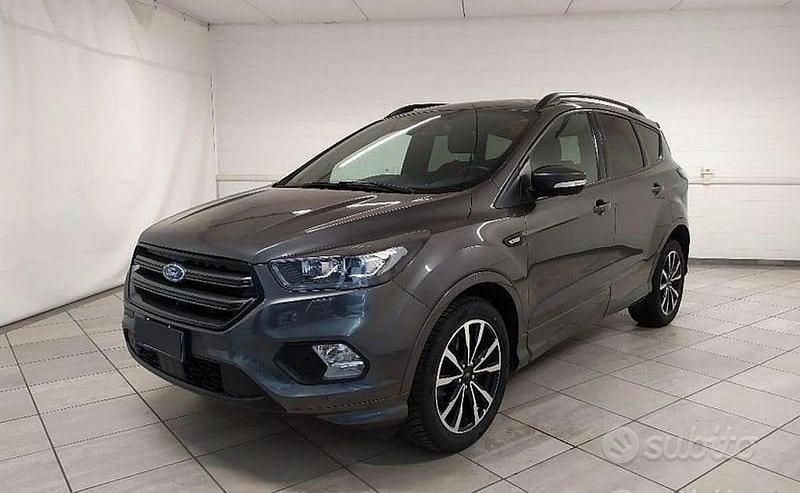 Grigio Usata 2019 Ford Kuga ST-Line SUV | 13.990 € (Buon prezzo) - Immagine 1/3