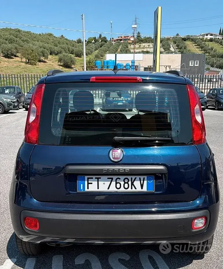 Usata Fiat Panda Easy 69 CV (50 kW) 2019 Bluazzurro Utilitaria