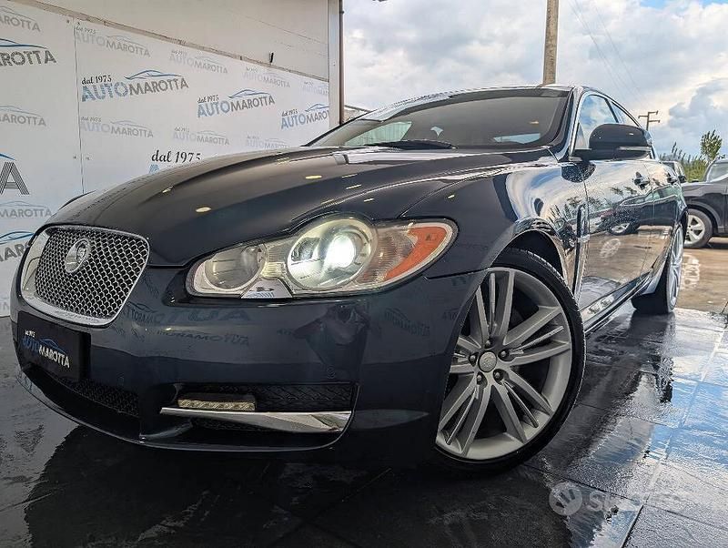 Usata Jaguar XF Luxury 207 CV (152 kW) 2009 Blu/azzurro Berlina