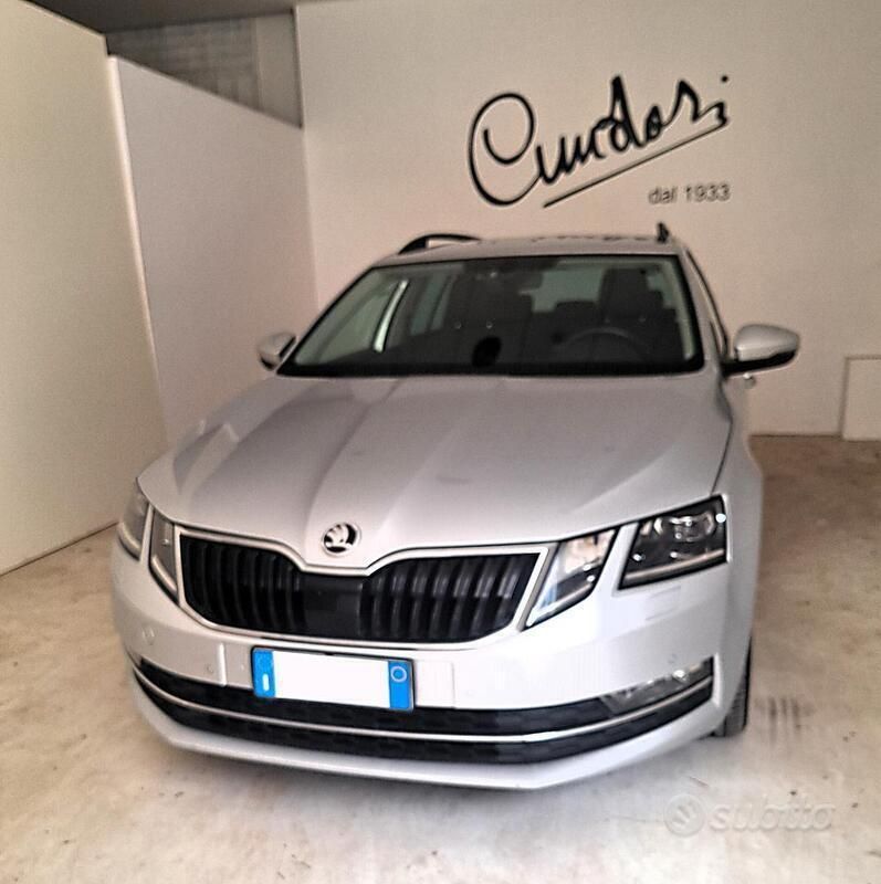 Grigio Usata 2020 Skoda Octavia G-TEC Style Station wagon | 13.900 € (Ottimo prezzo) - Immagine 1/4