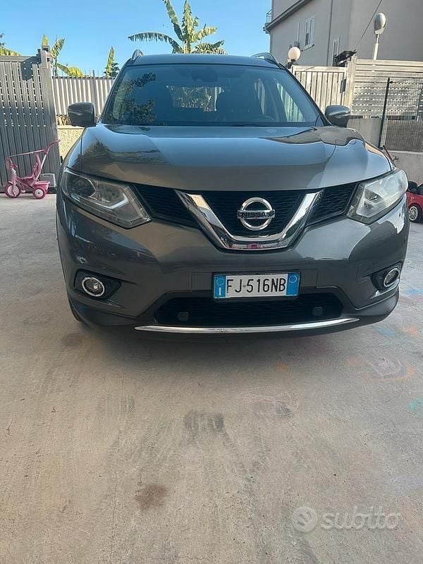 Usata Nissan X-Trail Tekna 177 CV (130 kW) 2017 Grigio SUV