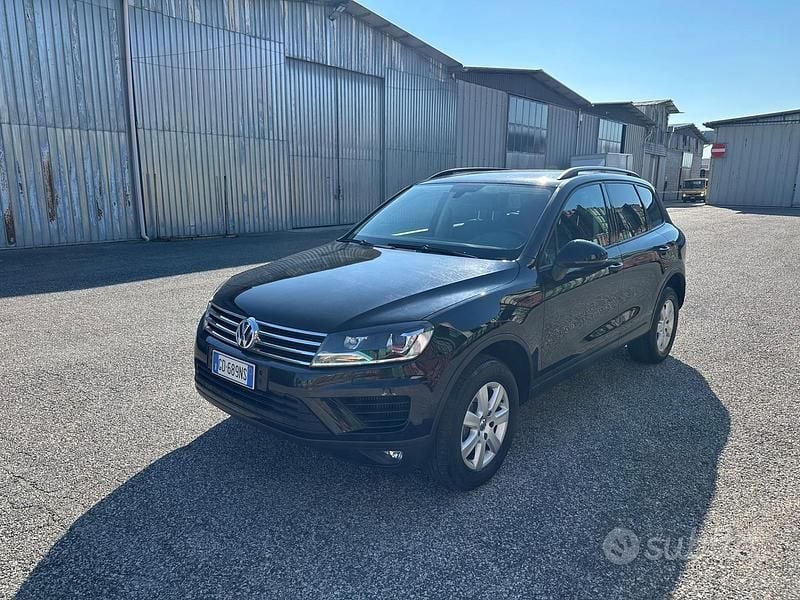 Usata VW Touareg Executive 204 CV (150 kW) 2017 Grigio SUV
