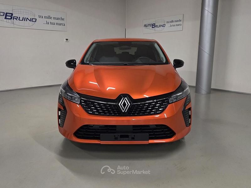 Nuova Renault Clio V 101 CV (74 kW) 2026 Arancione Berlina