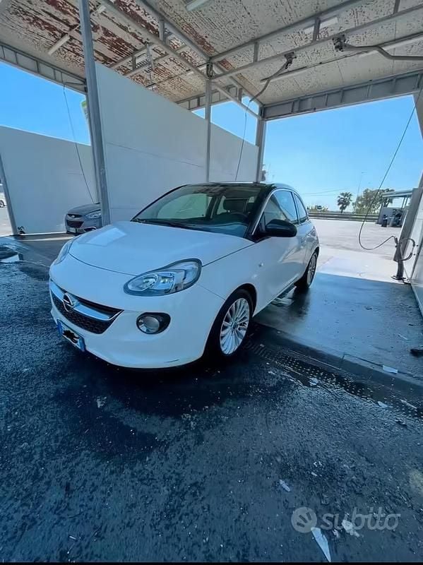 Usata Opel Adam 87 CV (63 kW) 2016 Utilitaria