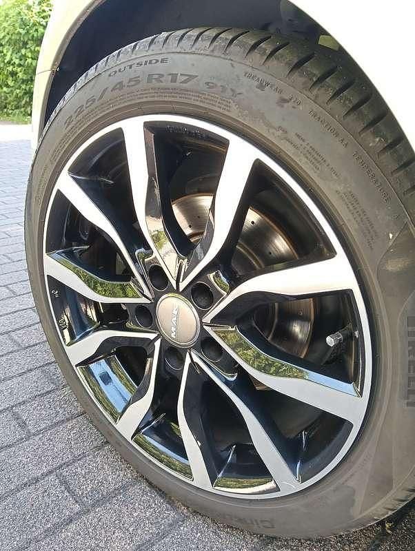 Usata VW Golf VI Comfortline 105 CV (77 kW) 2010 Utilitaria