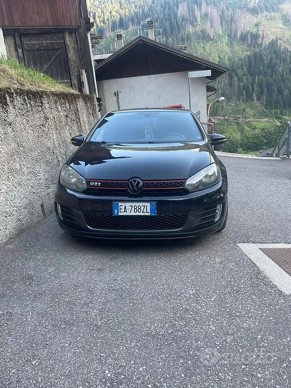 Usata VW Golf VI GTI 210 CV (154 kW) 2010 Nero Utilitaria