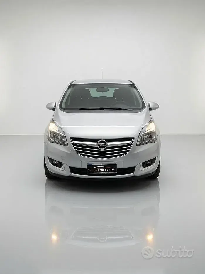 Usata Opel Meriva Cosmo 110 CV (80 kW) 2015 Grigio Monovolume