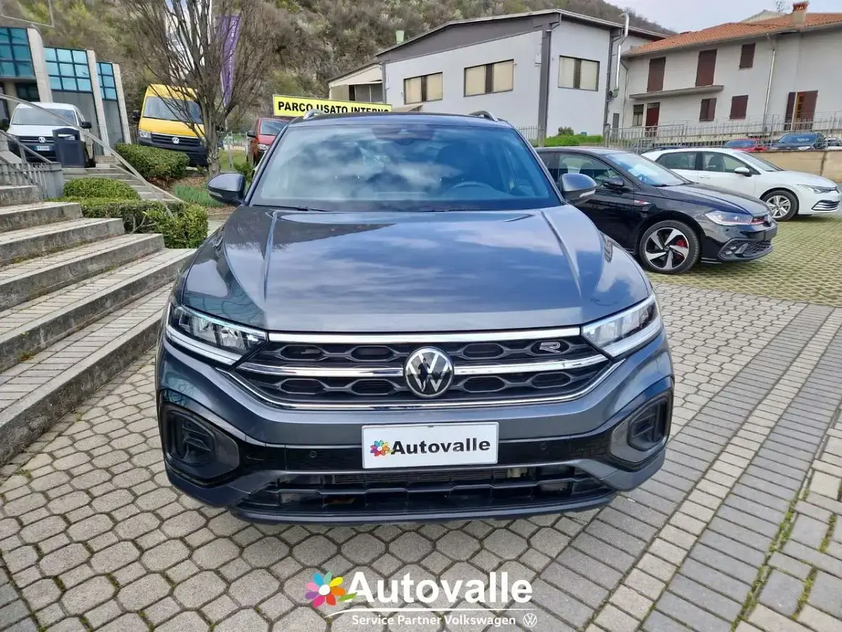 Occasion VW T-Roc R-line 116 PK (85 kW) 2023 Grijs SUV