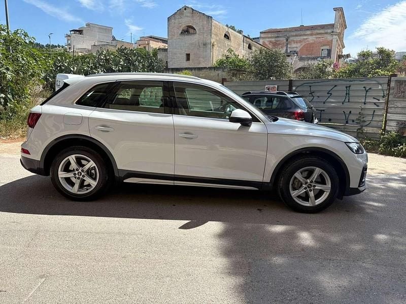 Usata Audi Q5 Advanced 163 CV (119 kW) 2022 Bianco SUV