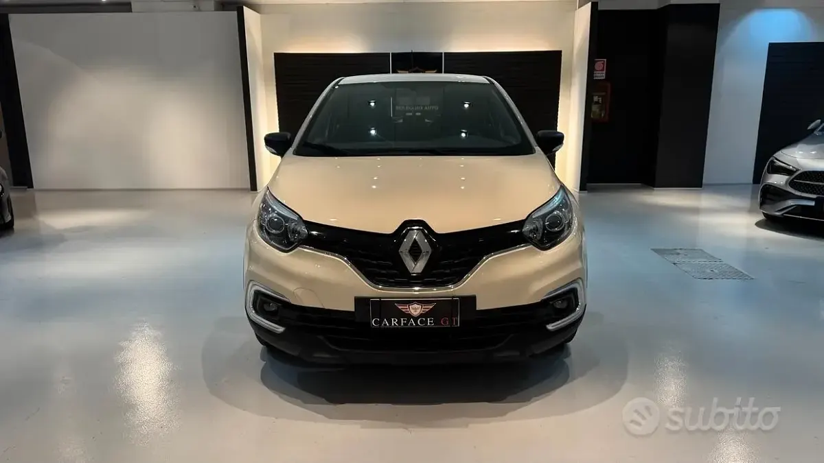 Usata Renault Captur 90 CV (66 kW) 2017 Bianco SUV