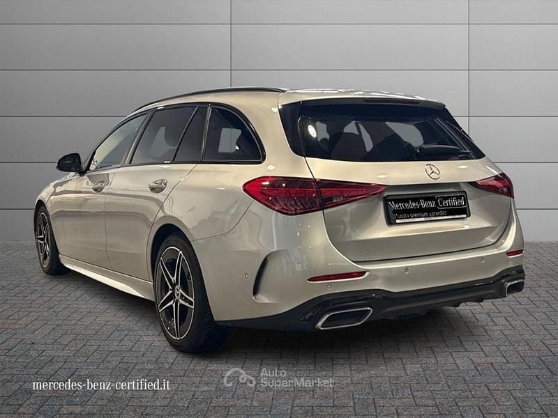 Usata Mercedes C220 AMG Line Premium 197 CV (144 kW) 2023 Argento Station wagon