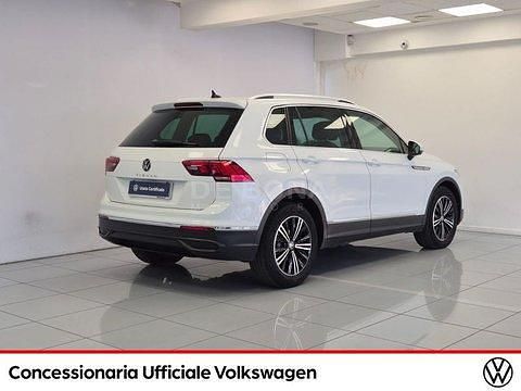 Usata VW Tiguan Life 150 CV (110 kW) 2021 Bianco SUV