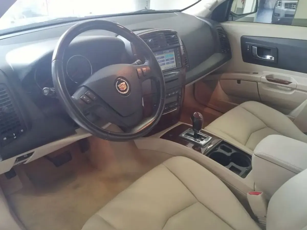 Usata Cadillac SRX 325 CV (239 kW) 2006 Nero SUV